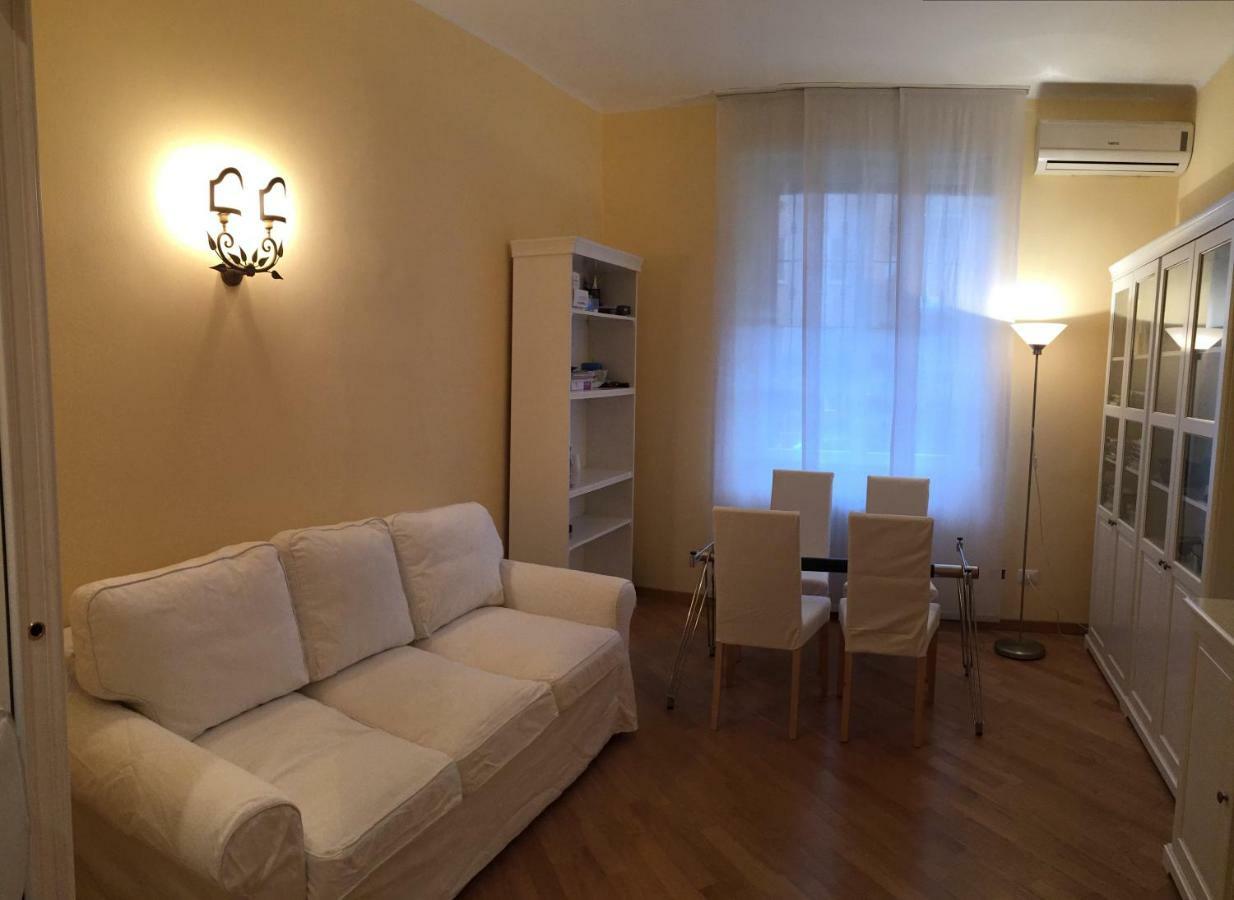 3 Via Guglielmo Koerner Apartment Milan Bagian luar foto