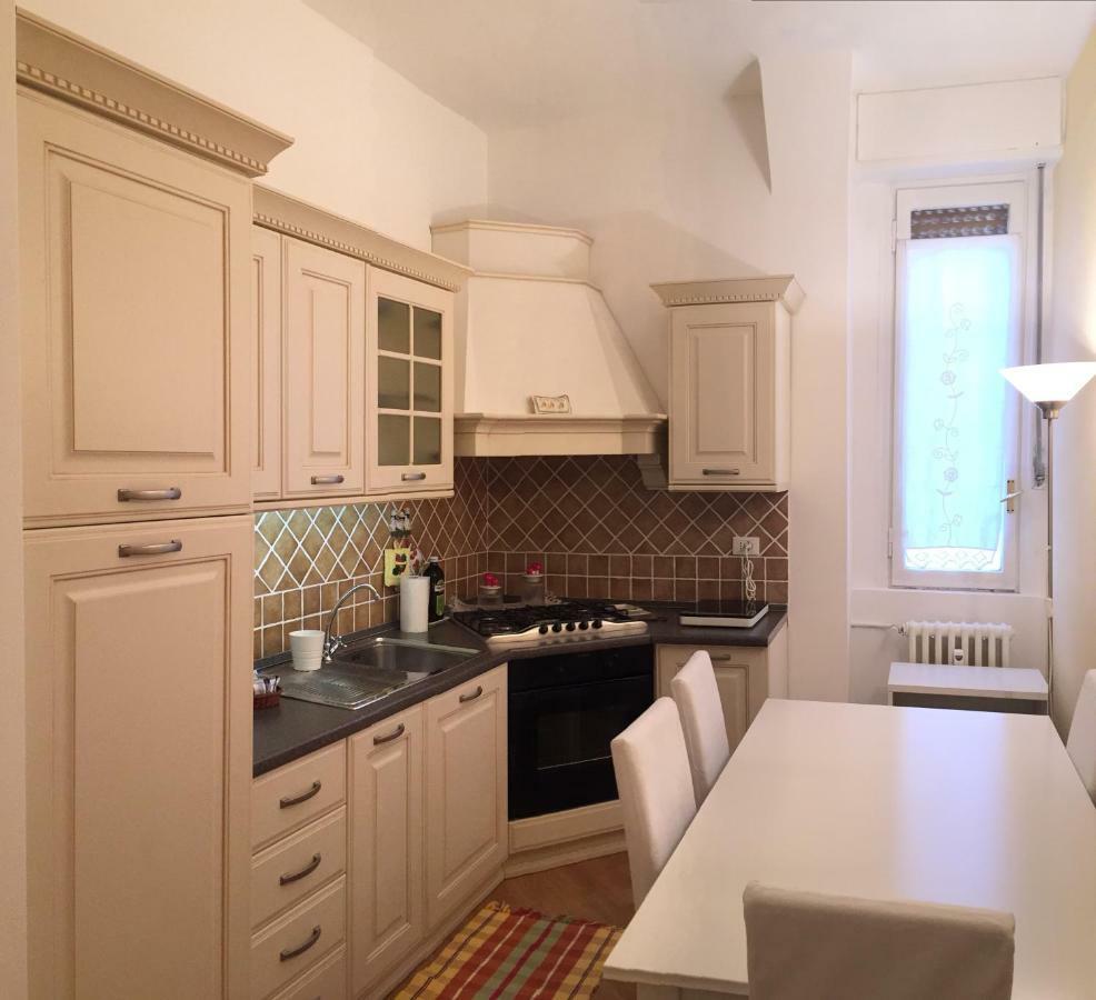 3 Via Guglielmo Koerner Apartment Milan Bagian luar foto